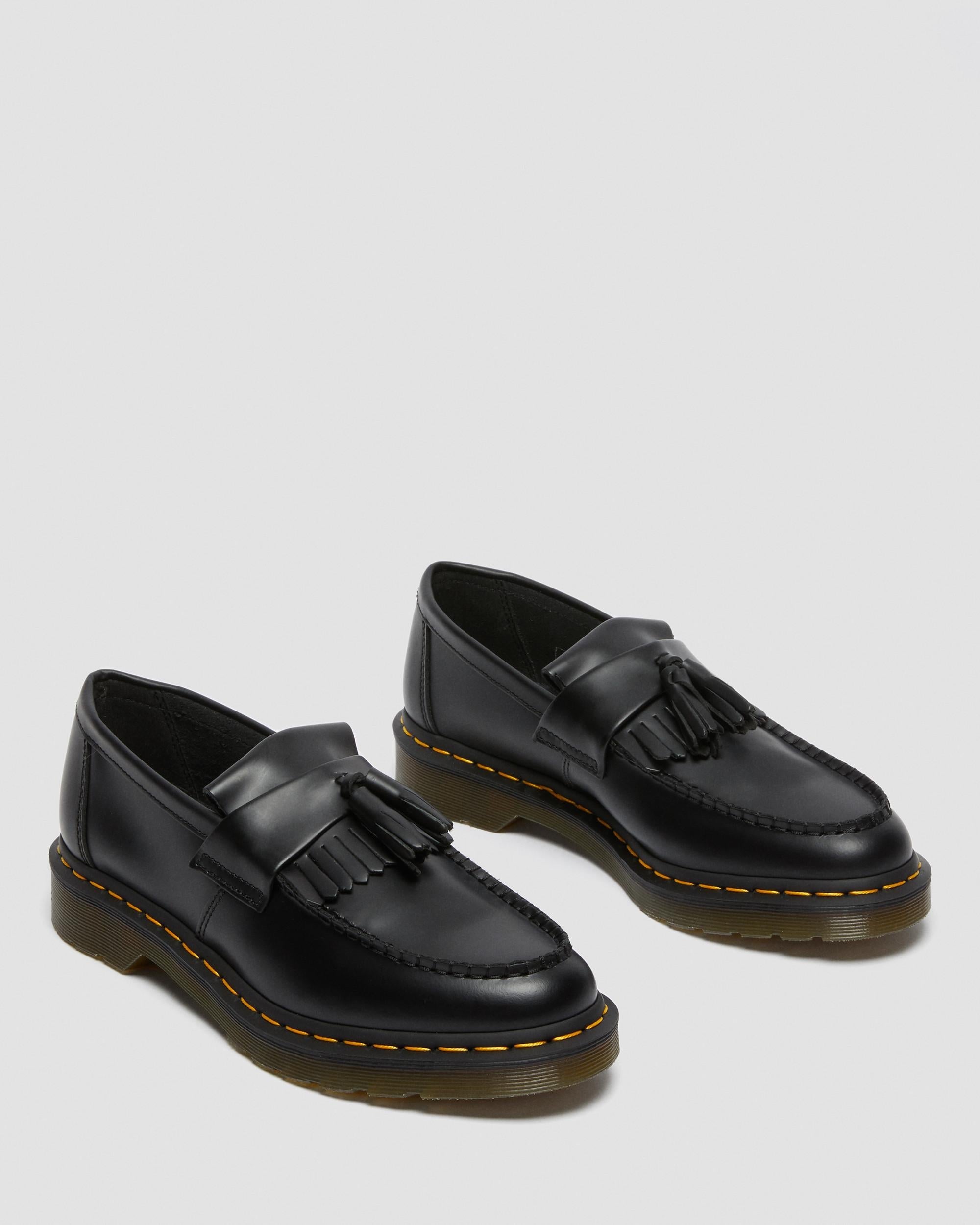 Mocasines Adrian Yellow Stitch de cuero Smooth con borla