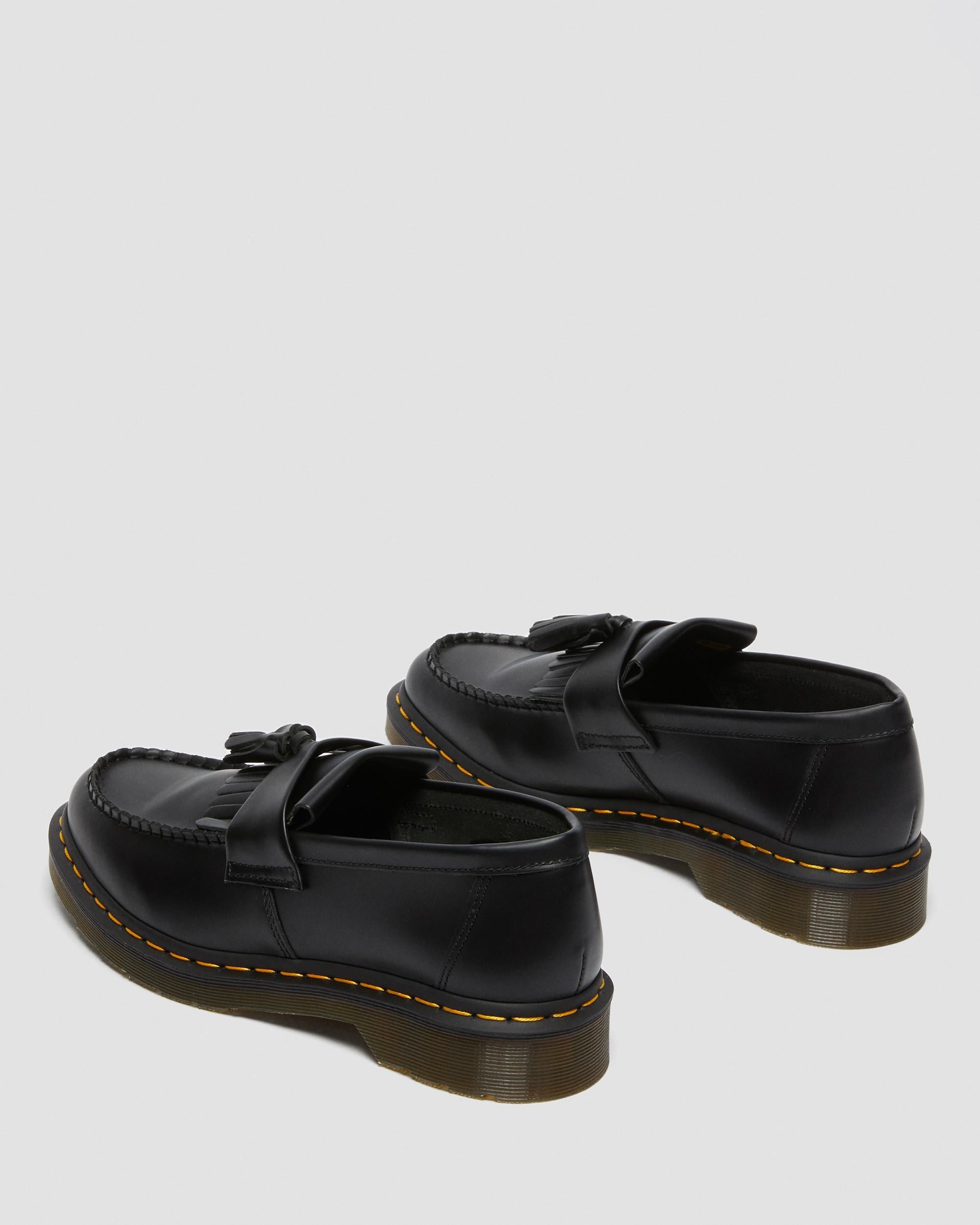 Mocasines Adrian Yellow Stitch de cuero Smooth con borla