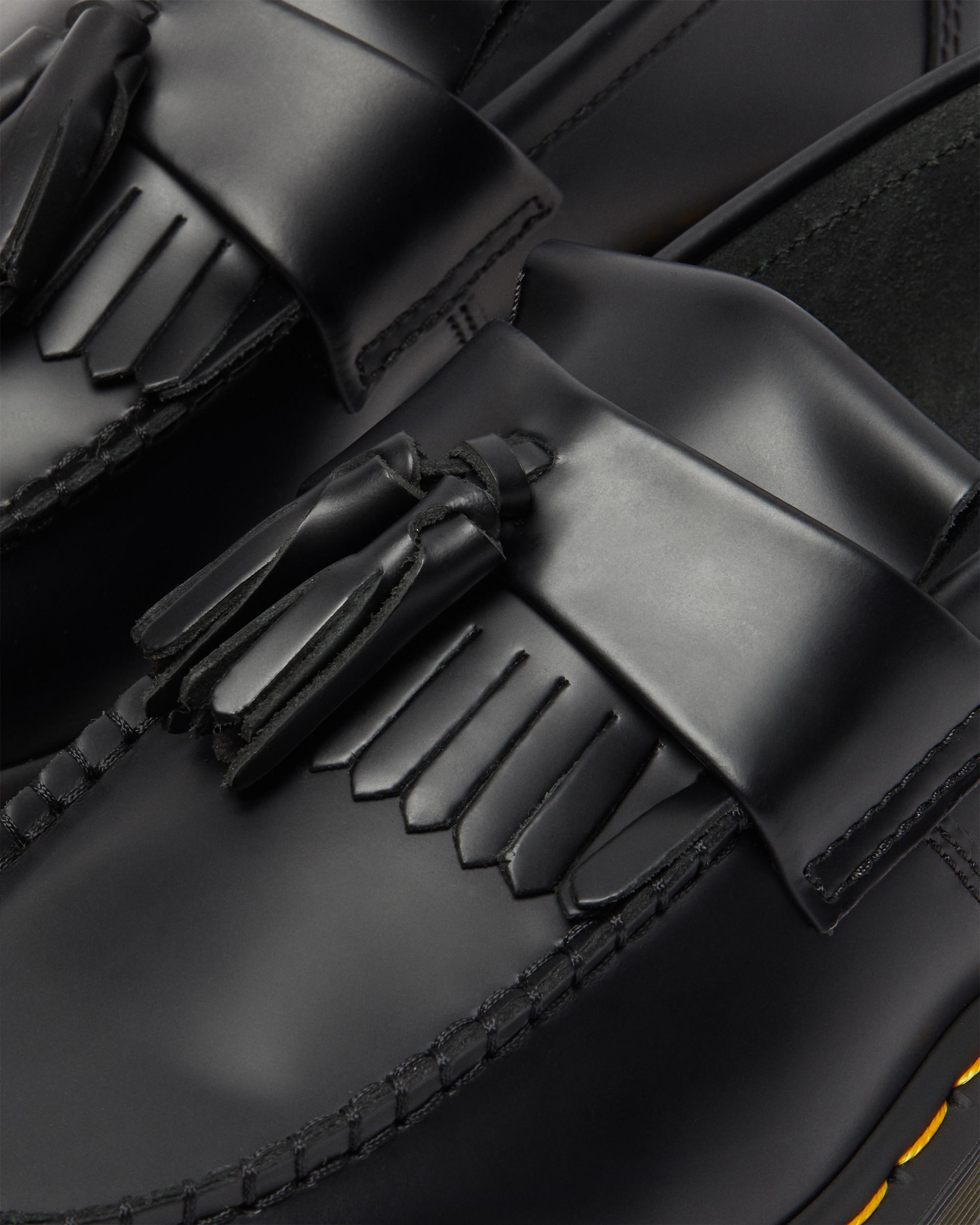 Mocasines Adrian Yellow Stitch de cuero Smooth con borla