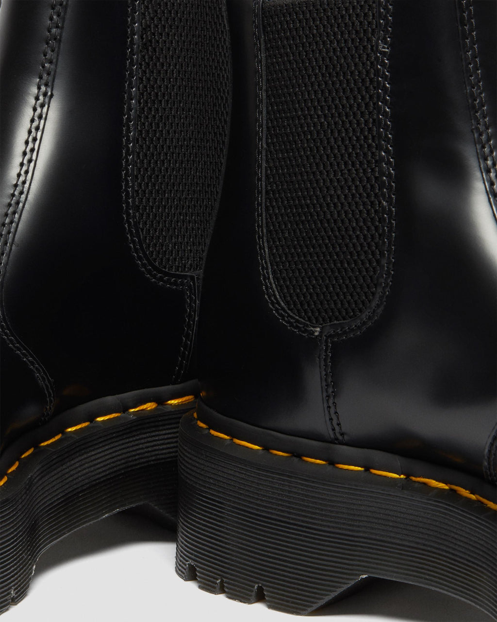 Botas Chelsea con plataforma 2976 Quad de cuero Smooth Dr. Martens - vista trasera