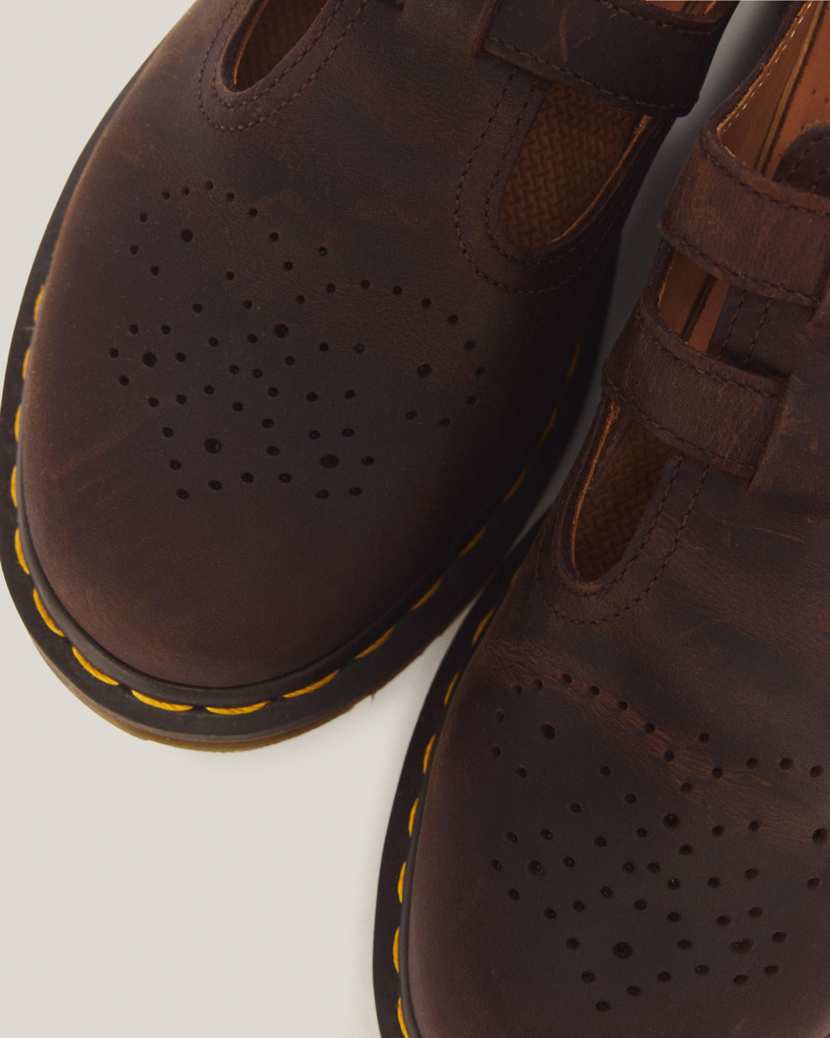 Merceditas 8065 de cuero Crazy Horse