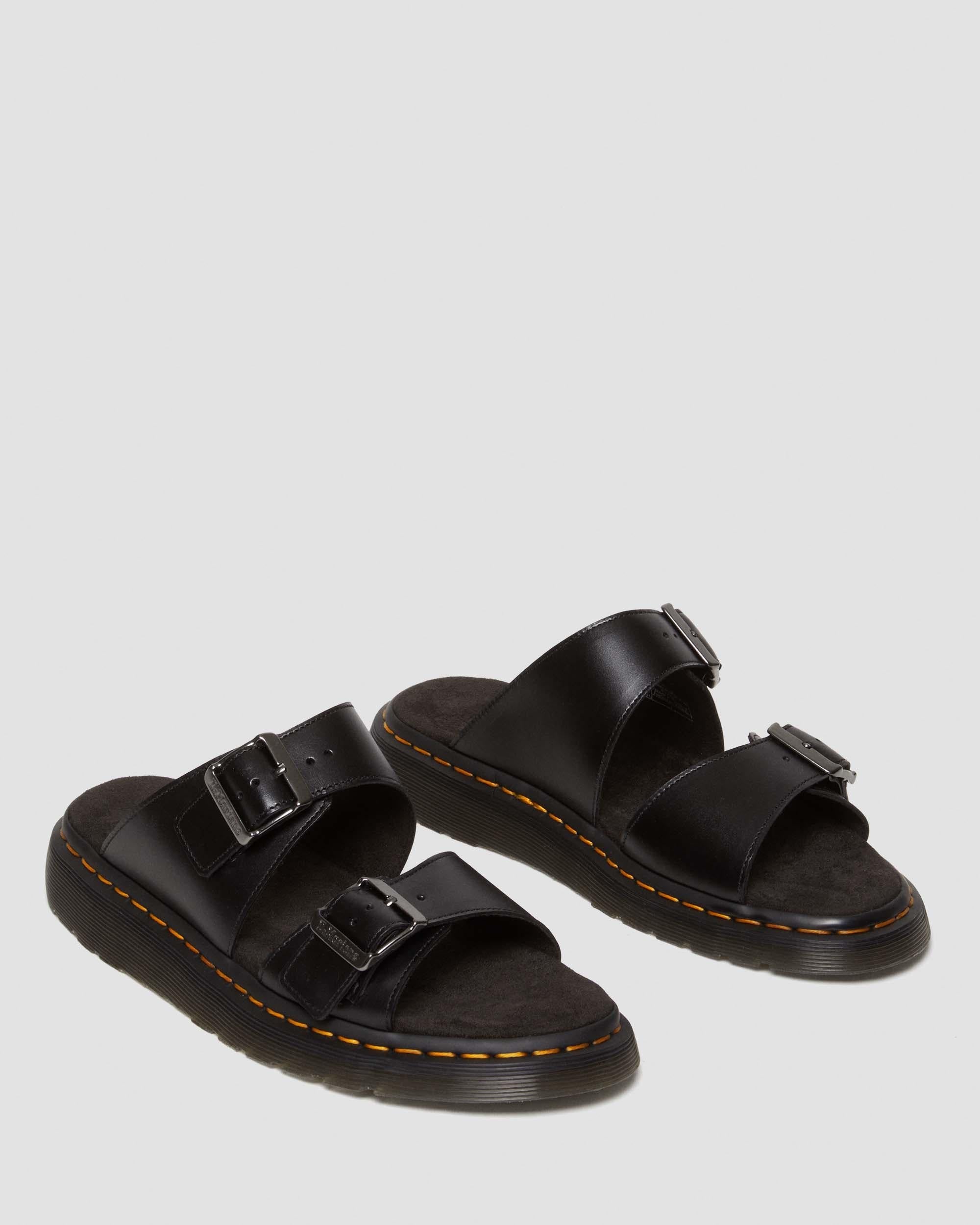 Sandalias Josef de cuero con hebilla