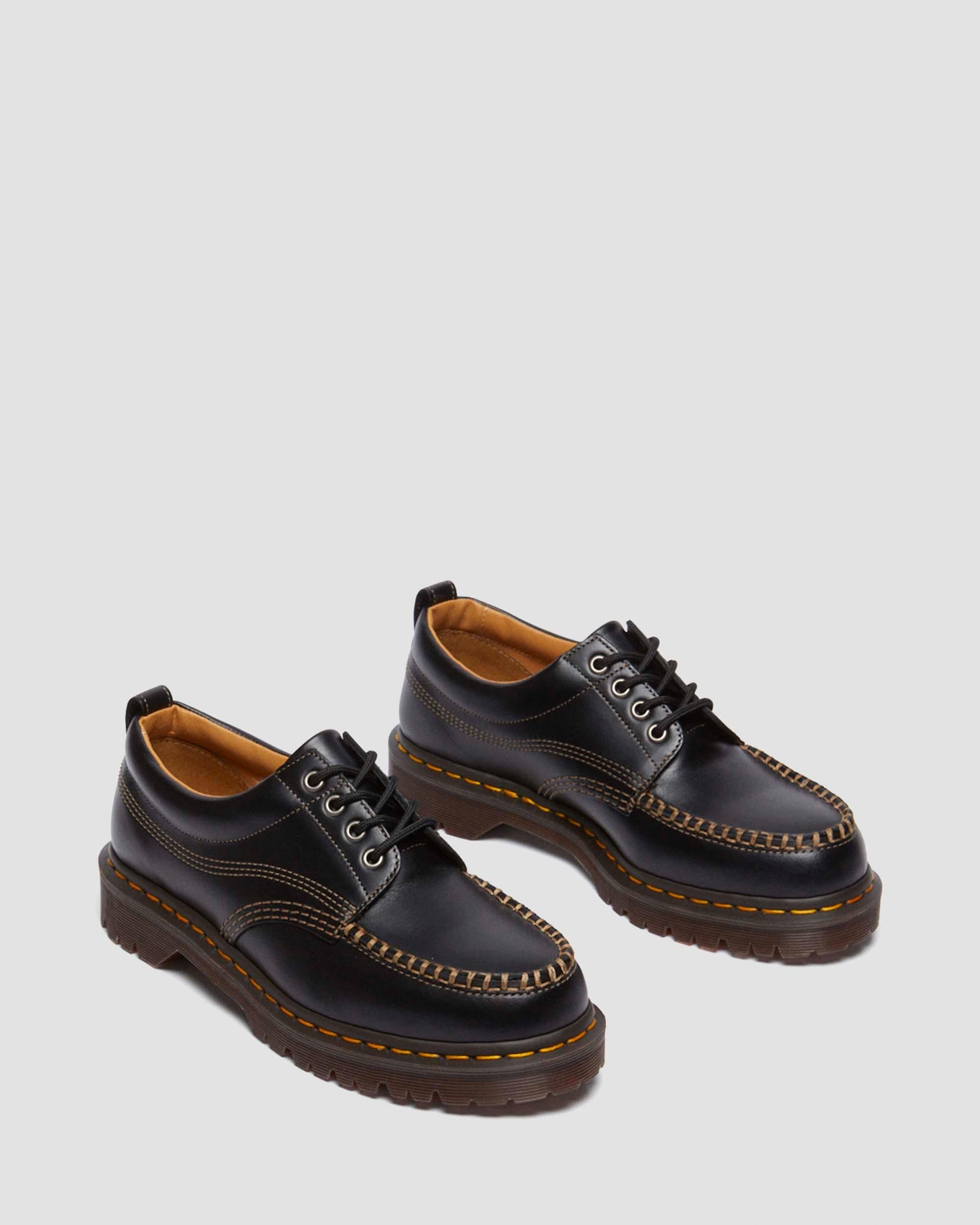Zapatos Lowell Moc Toe de cuero