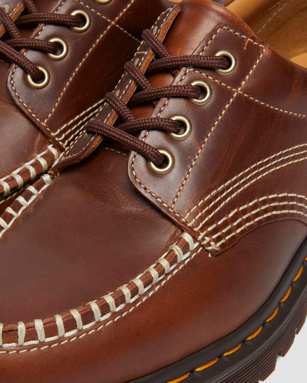 Zapatos Lowell Moc Toe de cuero