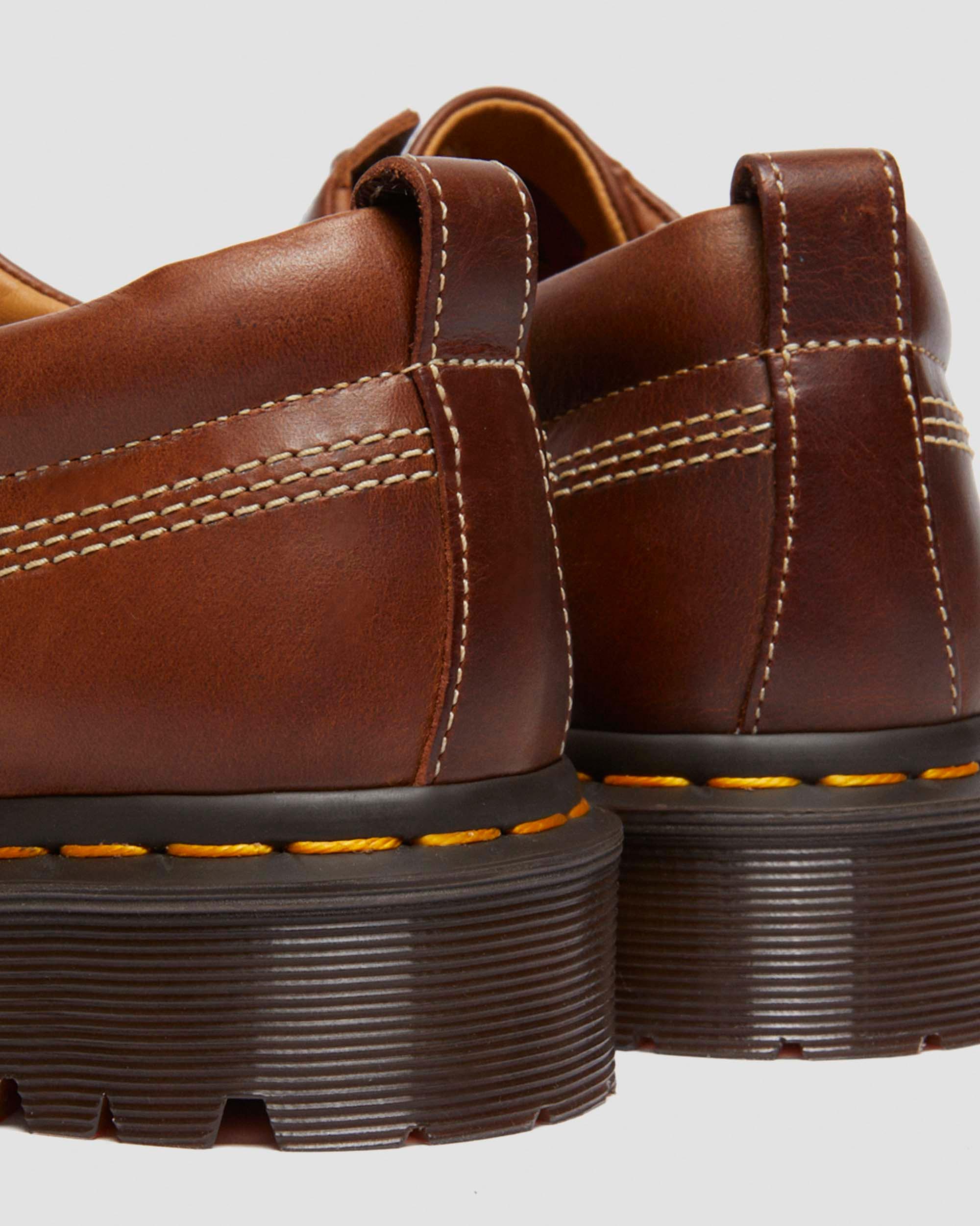 Zapatos Lowell Moc Toe de cuero