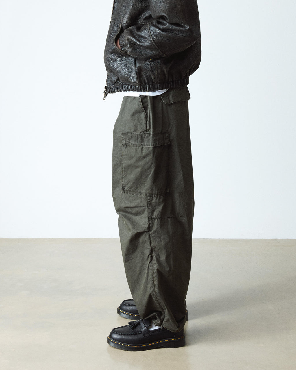 Mocasines Adrian de piel Ambassador con borla Dr. Martens - vista lateral