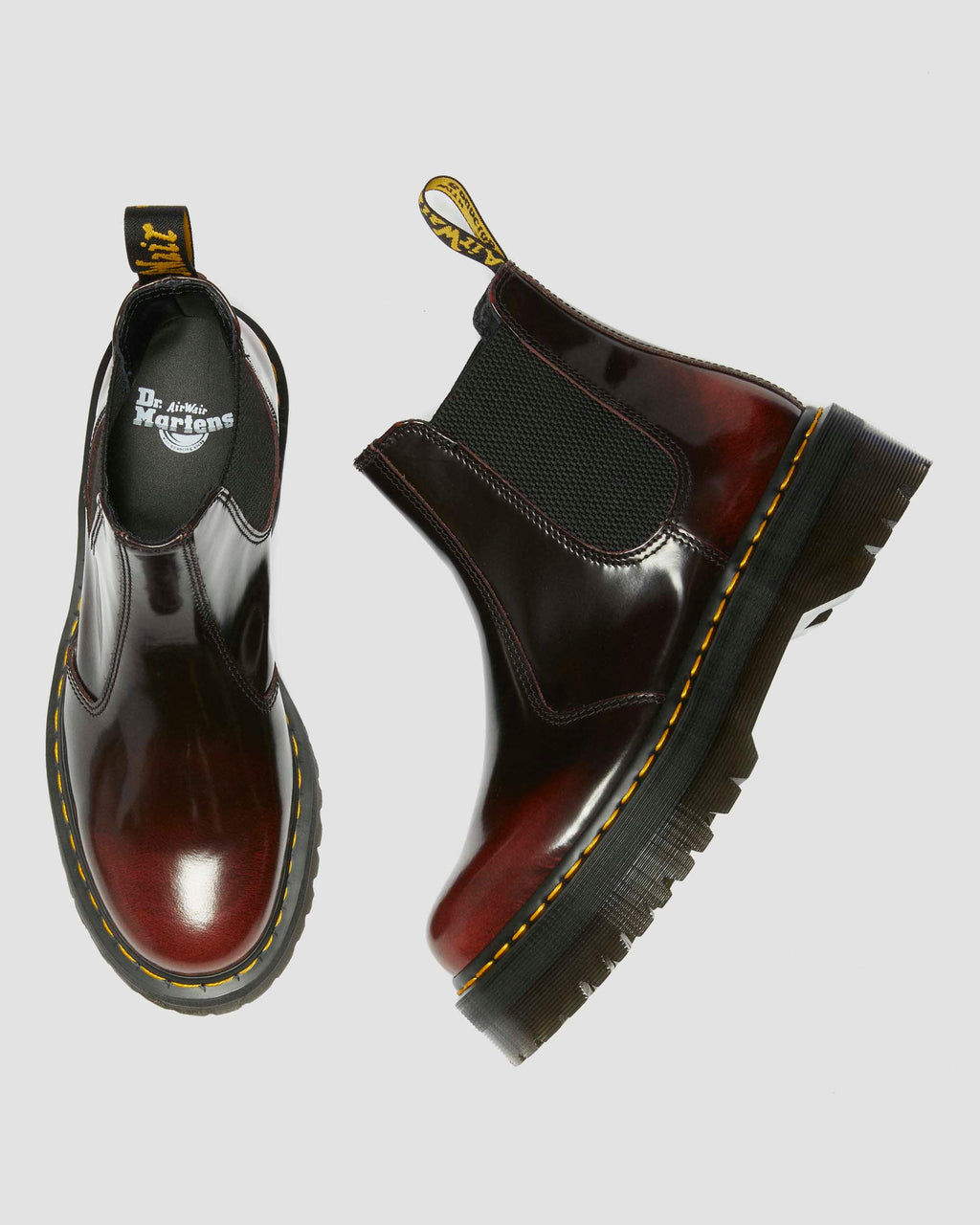 Botas Chelsea 2976 Yellow Stitch de cuero Arcadia Dr. Martens - imagen 9