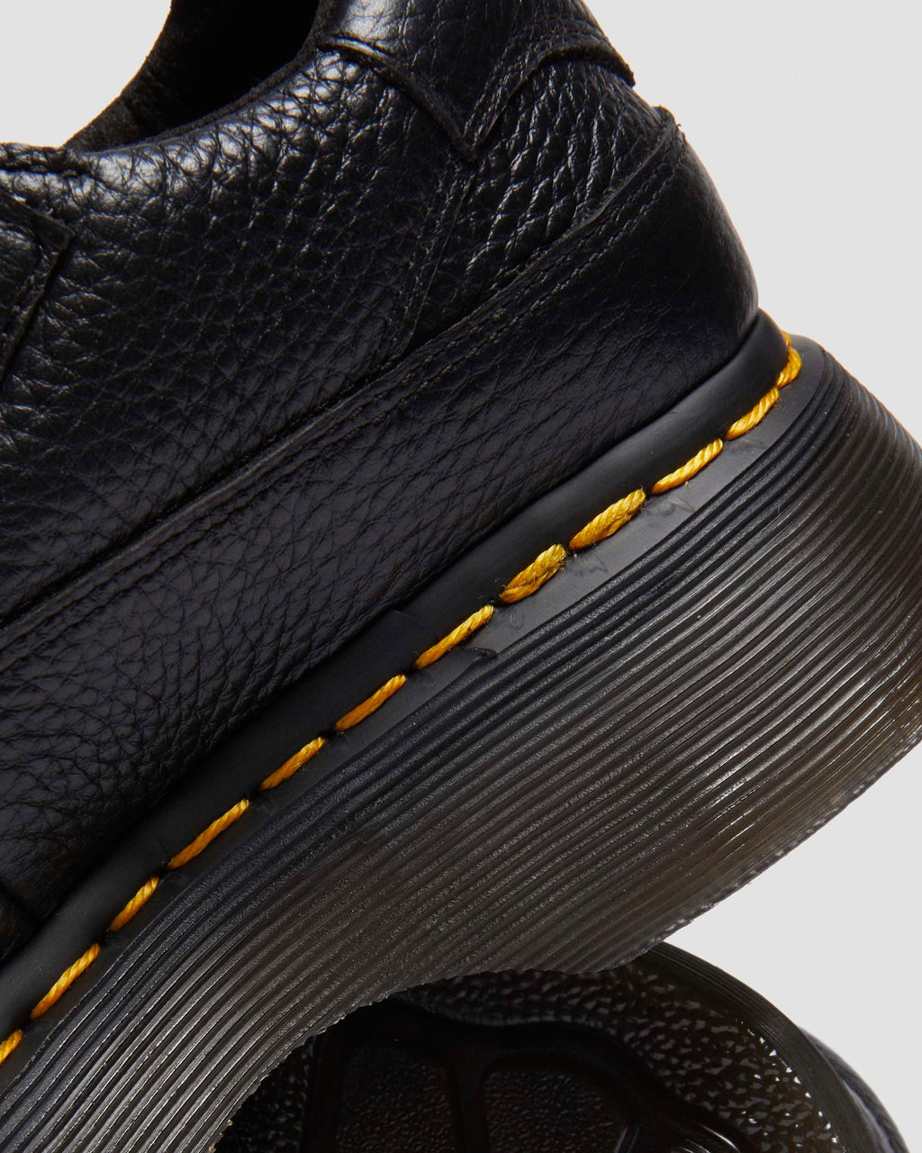 Mercedita Buzz de cuero Milled Nappa Dr. Martens - imagen 8