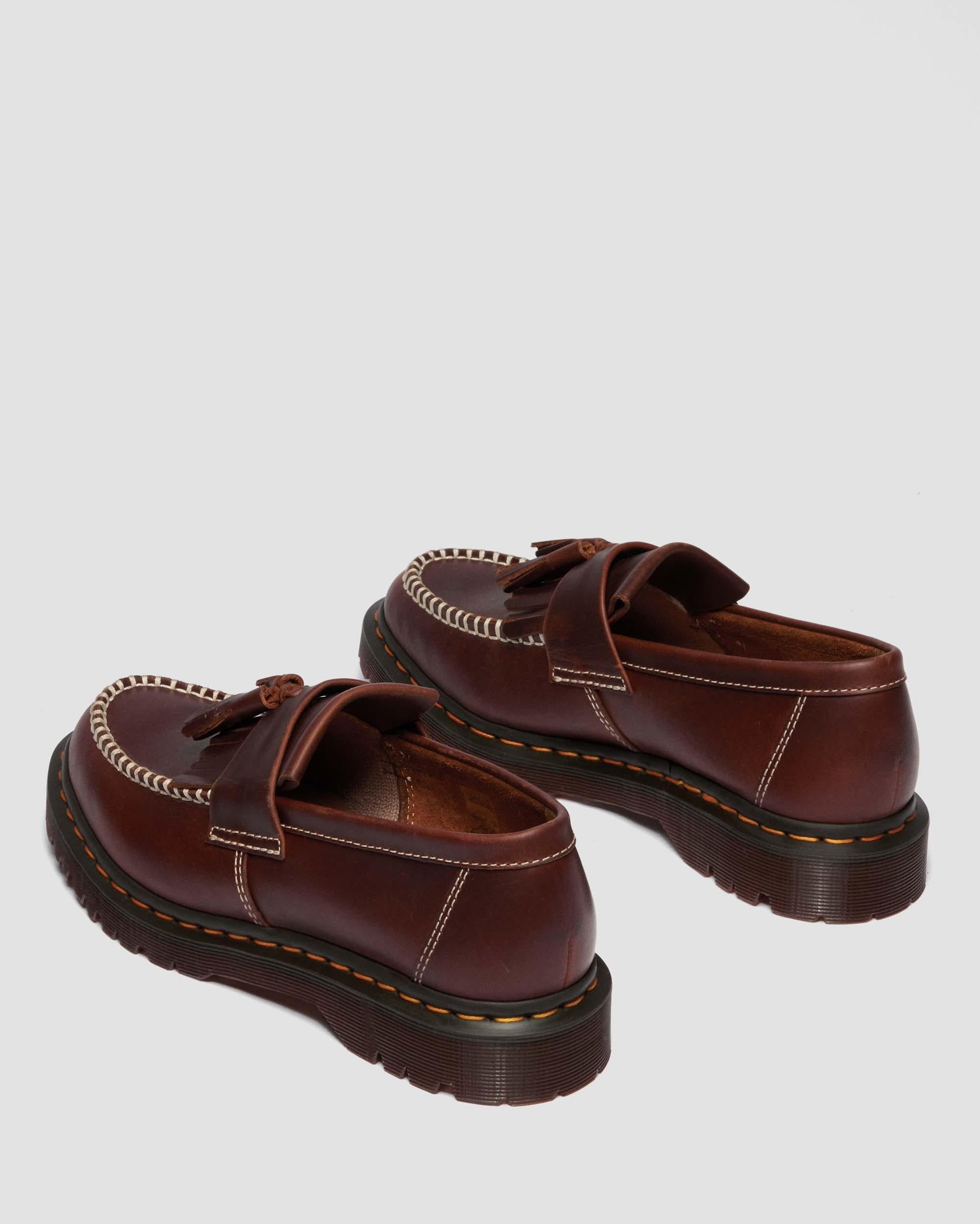 Mocasines Adrian de cuero Orleans con borlas