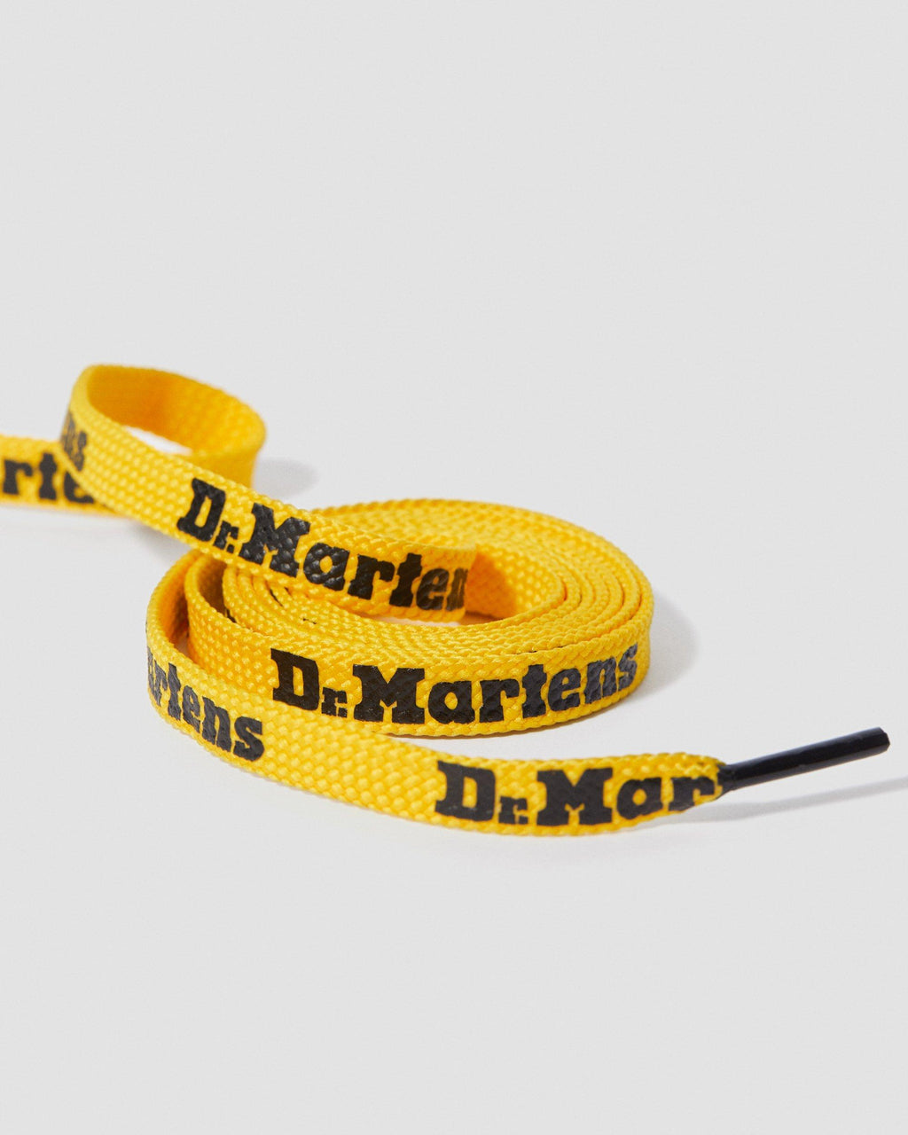 Cordones planos de 140 cm (8-10 ojales) Dr. Martens - vista trasera