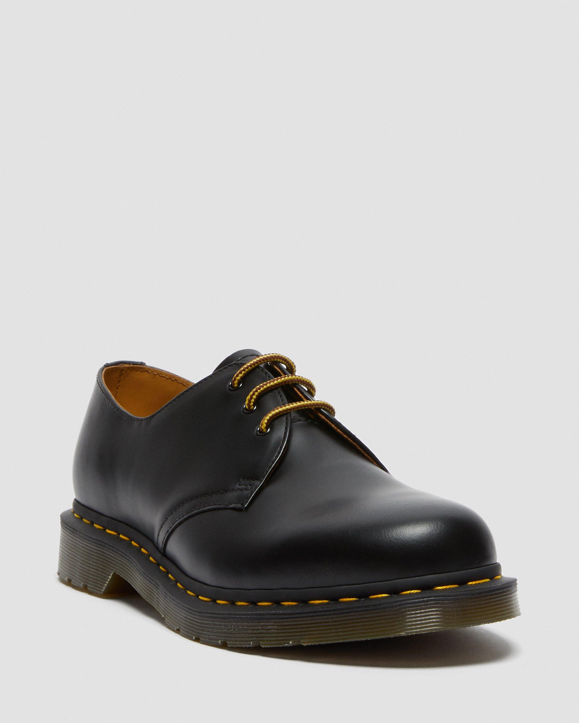 Cordones redondos de 65cm (3 ojales) Dr. Martens - vista lateral