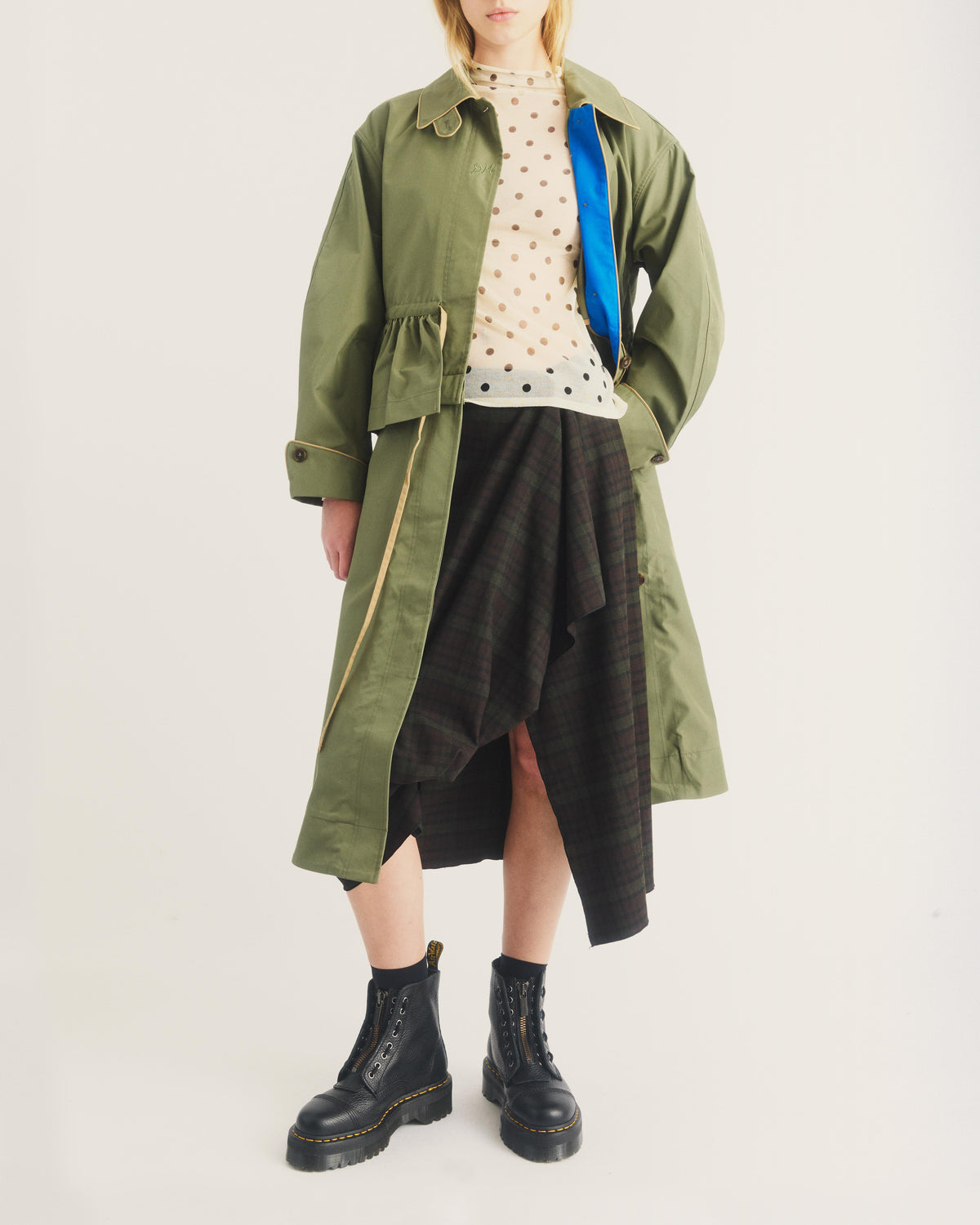 Botas con plataforma Sinclair de cuero Milled Nappa Dr. Martens - vista lateral