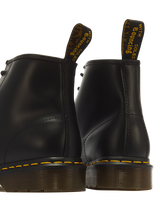 Botines 101 Yellow Stitch de cuero Smooth Dr. Martens - vista trasera