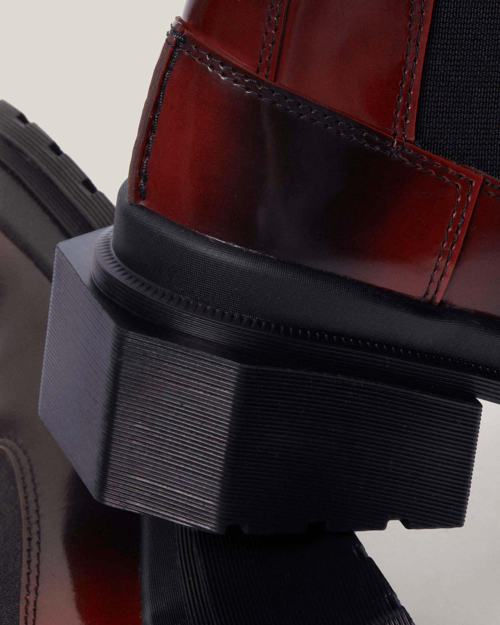 Botas Chelsea Maybole de cuero con puntera cuadrada Dr. Martens - imagen 8