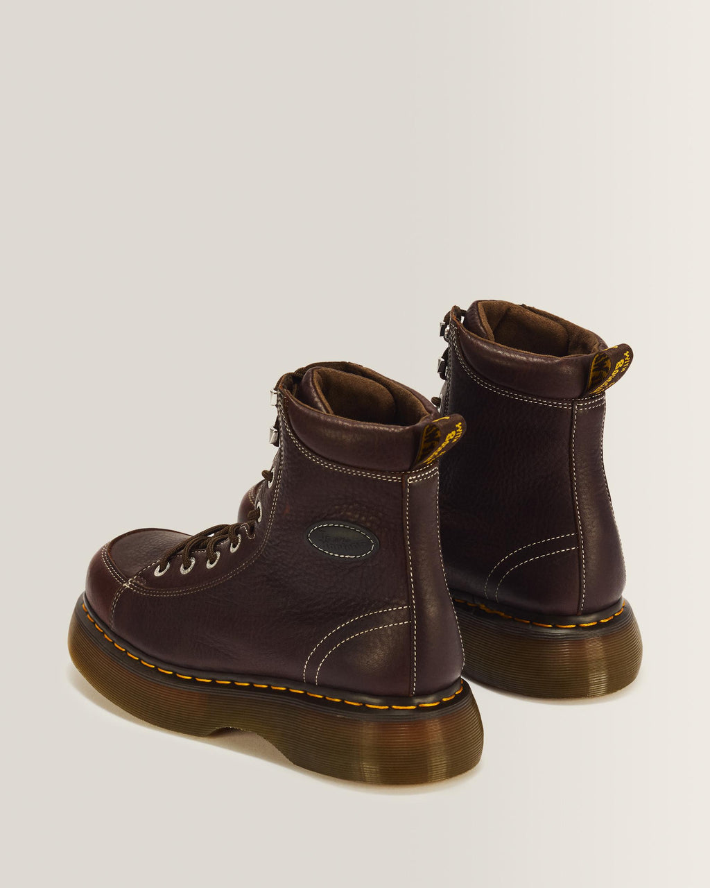 Botas Buzz de 8 ojales de Cuero Grizzly Dr. Martens - imagen 6